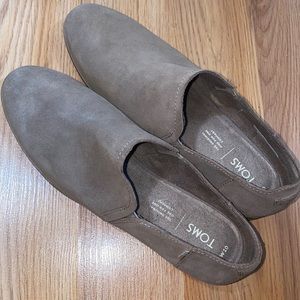 BRAND NEW Toms shoes!